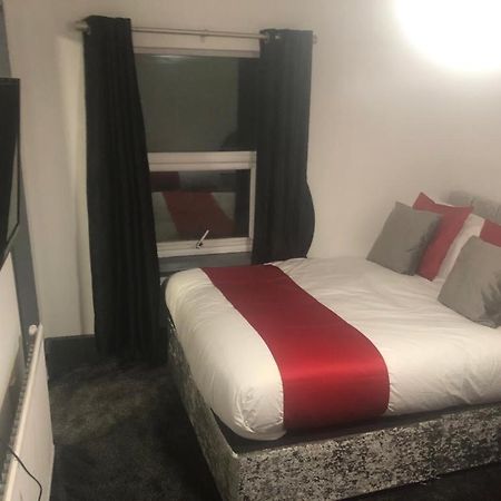 Kirubash Central Pier Hotel Блекпул Екстериор снимка