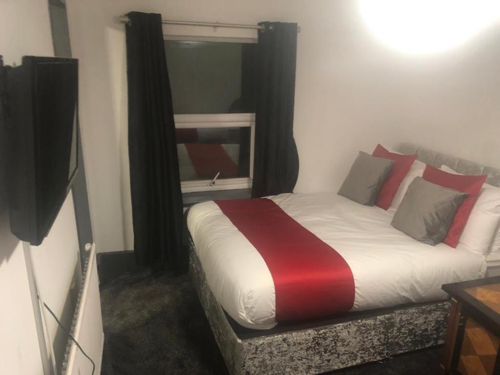Kirubash Central Pier Hotel Блекпул Екстериор снимка
