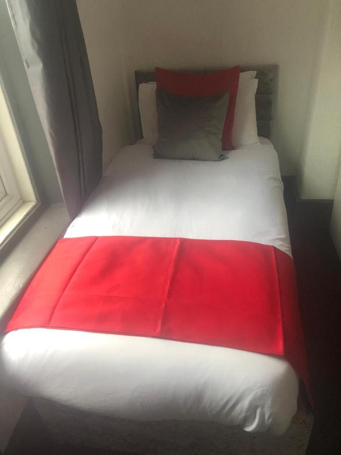 Kirubash Central Pier Hotel Блекпул Екстериор снимка